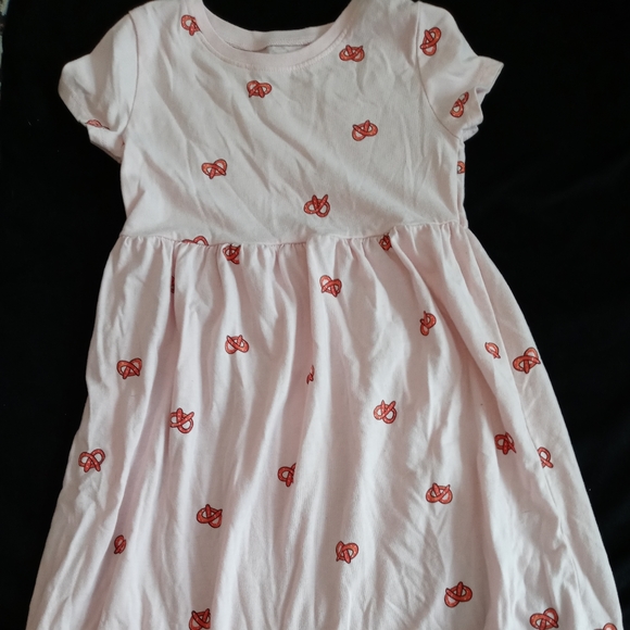 Old Navy Other - 🤑 Pretzel Print Tshirt dress